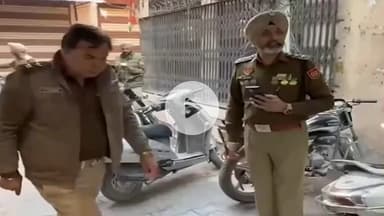 ਨਕੋਦਰ: ਨਕੋਦਰ ਦੇ ਬਾਜ਼ਾਰਾਂ ਵਿਖੇ ਟ੍ਰੈਫਿਕ ਸਮੱਸਿਆ ਨੂੰ ਹੱਲ ਕਰਨ ਲਈ ਡੀਐਸਪੀ ਨੇ ਕੀਤੀ ਚੈਕਿੰਗ