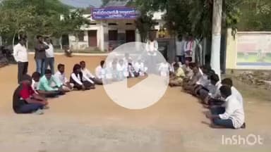 తిమ్మాజిపేట: తిమ్మాజీపేటలో కాంగ్రెస్ పార్టీ ఆధ్వర్యంలో మహాత్మా గాంధీ విగ్రహం వద్ద నిరసన కార్యక్రమం