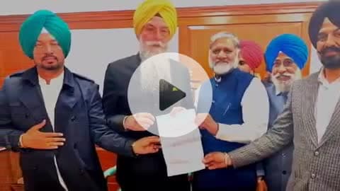 ਨਾਭਾ: ਵਿਸ਼ਕਰਮਾ ਭਵਨ ਉਦਘਾਟਨ ਮੌਕੇ ਵਿਧਾਇਕ ਗੁਰਦੇਵ ਸਿੰਘ ਦੇ ਮਾਨ ਨੇ 10 ਲੱਖ ਦਾ ਚੈੱਕ ਵਿਸ਼ਕਰਮਾ ਭਵਨ ਨਾਭਾ ਕਮੇਟੀ ਨੂੰ ਕੀਤਾ ਭੇਂਟ