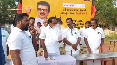 ஆலங்குடி: என் வாக்குச்சாவடி வெற்றி வாக்கு சாவடி செயல்திட்ட நிகழ்வில் திருவன்குளத்தில் பங்கேற்ற அமைச்சர் மையநாதன் பொதுமக்களிடம் குறை நிறைகளை கேட்டு அறிந்தார்