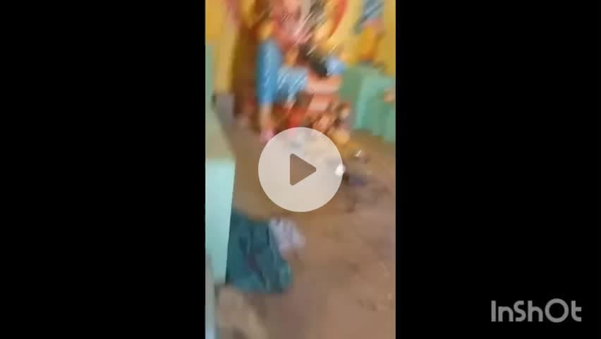 గంగాధర: ఆచంపల్లి గ్రామంలోని ఎల్లమ్మ ఆలయంలో గుర్తు తెలియని వ్యక్తుల చోరీ కేసు నమోదు చేసిన గంగాధర పోలీసులు