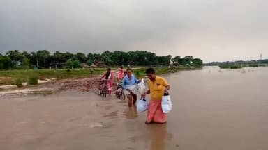 हर साल नदी मे पानी आ जाने से रास्ता बाधित हो जाता है! #biharflood2021