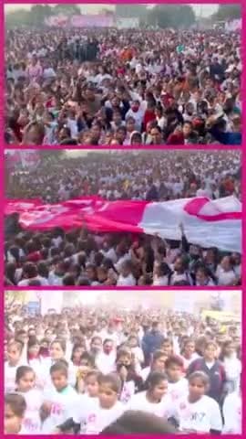 उत्तर प्रदेश में महिलाएं करेंगी बदलाव
#लड़की हूँ लड़ सकती हूँ
प्