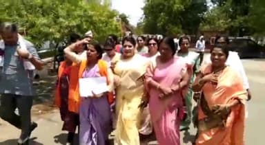 gadi jhumka thana ka 28 tarikh ka vid#eo@@