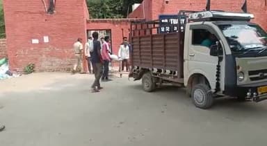 गांव झलनिया में तेज रफ्तार कार ने कुचला 1 युवक
युवक ने नागरिक हस्पताल में ईलाज के दौरान तोड़ा दम।
#fatehabadlivenews