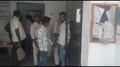 हरिजन बस्ती में दो युवक के बीच हुई मार पीट #सतना#न्यूज़ #उमरी#नईबस्ती