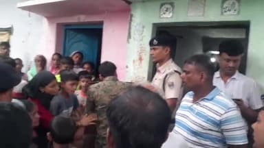 चन्द्रदीप थाना अंतर्गत हत्या कांड मे एक अभियुक्त गिरफ्तार, अन्य के विरुद्ध छापामारी जारी..
.
.
#jamuiPolice
#BiharPolic