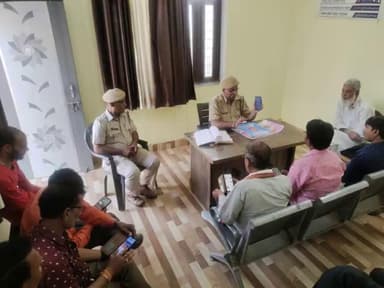 पुलिस थाना #घाड पर #सीएलजी, #शांति_समिति के सदस्यों की #मीटिंग ली गई व #CVIGIL_App डाउनलोड करवाया गया।