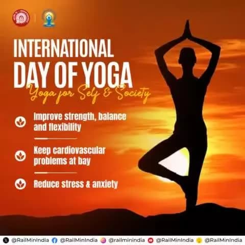 योग के साथ अपने दिल को स्वस्थ रखें और तनाव मुक्त जीवन जियें! #YogaForSelfAndSociety #InternationalDayOfYoga #IDY2024 #YogaDay2024
@moayush