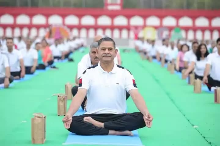 Eight lakh NCC cadets perform yoga across the country on 10th International Day of Yoga
#IDY2024 #YogaDay2024 #YogaForAll #InternationalDayofYoga