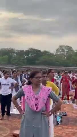 अंतर्राष्ट्रीय योग दिवस के अवसर पर जिला स्तरीय सामूहिक योगाभ्यास की झलकियाँ
#yogaeverywhere
#InternationalDayofYoga2024 #YogaForSelfAndSociety #YogaWithFamily