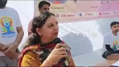 अन्तर्राष्ट्रीय योग दिवस के अवसर पर पट्टी जेल में आयोजित कार्यक्रम में मुख्य अतिथि श्रीमती प्रतिमा अरोड़ा (चीफ ज्यूडिशियल मजिस्ट्रेट, तरनतारन) मंच से संबोधित करते हुए। @moayush @mib_india @pibindia