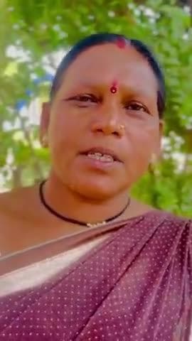 प्रधानमंत्री विश्वकर्मा योजना से हितग्राही बन रहे सक्षम।
तुलसी दीदी मशीन न होने के कारण सिलाई नहीं कर पा रही थी। l योजना से प्राप्त सिलाई प्रशिक्षण एवं राशि से वह अपनी मशीन खरीदकर व्यवसाय कर पाएंगी।