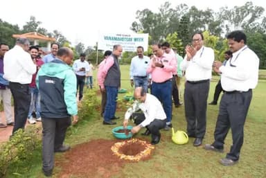 On the occasion of commencement of #VanMahotsav Week, avenue Plantation was taken up at Nalco Township, Damanjodi.