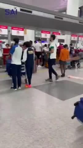 Wishing the very best to #TeamIndia as they embark on their journey to #Paralympics2024!
Their send-off from @DelhiAirport was nothing short of spectacular. Let’s #Cheer4Bharat and cheer them on as they aim for glory in #Paris!
