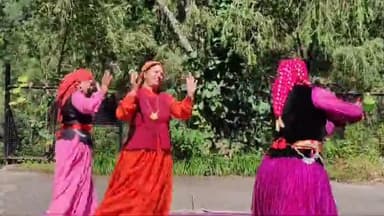 CBC Shimla organized a cultural event focused on #Poshan at Kahla Village, Kandaghat (#Solan), to raise awareness about the impact of nutrition through cultural performances. During the event, mothers of healthy babies were honored.@pibwcd