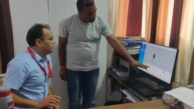 रेवाड़ी जिला सचिवालय में हरियाणा विधानसभा चुनाव के मद्देनजर नियुक्त एक्सपेंडिचर ऑब्ज़र्वर श्री मदन मोहन मीणा आईआरएस ने सी विजिल एप की मॉनिटरिंग की।
#haryana #news #rewari