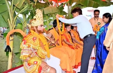 बुराई पर अच्छाई की हुई जीत रावण, कुंभकरण और मेघनाथ के पुतले जला मनाया गया बनारस रेल इंजन कारखाना में विजयादशमी पर्व!
#विजयादशमी की हार्दिक शुभकामनाएं।
@ignorestatus
@railminindia