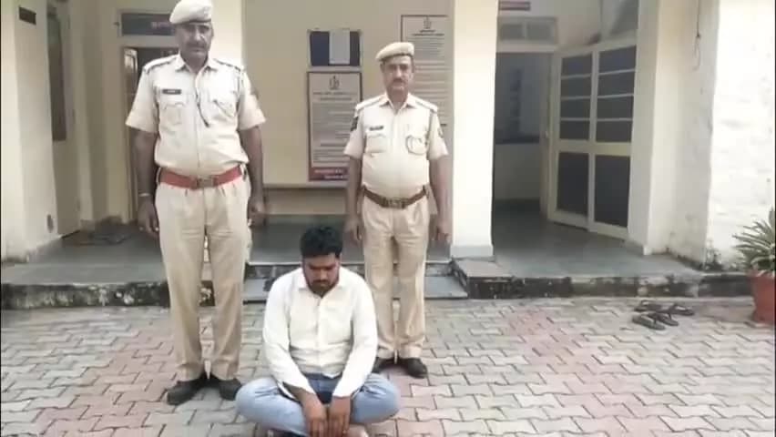 पुलिस थाना #चन्दवाजी ने डम्पर #चोरी के मामलें में ईनामी बदमाश सलमान मेव को किया गिरफ्तार।
