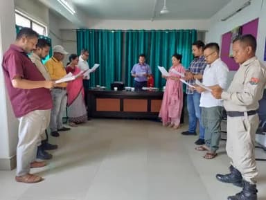 #VigilanceAwarenessWeek (ওক্তোবর ২৮-নবেম্বর ৩,২০২৪) থৌরমদা, পি.আই.বি ইম্ফালগী দিরেক্তর ইঙম পামেনা পি.আই.বি ইম্ফালগী ওফিসারশিং অমসুং স্তাফশিং পুকচেল শেংনা থবক তৌনবা ৱাশক লৌখ্রে- অরোন-অথুপ লৈতনা অমসুং পুকচেল শেংনা থবক তৌনবা অমুক হন্না থাজবা প