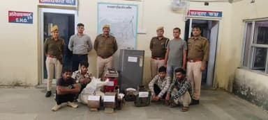 जिला कोटा ग्रामीण पुलिस की कार्यवाही
थाना इटावा ने #चोरी व #नकबजनी की #वारदात का पर्दाफाश करते हुए, #माल_मसरूका_बरामद कर, 04 अपराधियों को #गिरफ्तार करने में सफलता हासिल की