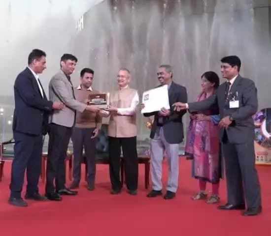 Proud Moment!
#I4C has been honored with the Silver Medal for Best 'Public Communication & Outreach' at the 43rd #IndiaInternationalTradeFair2024, held at #BharatMandapam complex.