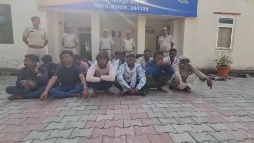 पुलिस थाना #चन्दवाजी ने शांति भंग में सात व्यक्तियों को किया गिरफ्तार।