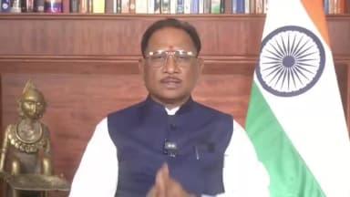 छत्तीसगढ़ के प्रथम स्वाधीनता सेनानी, सोनाखान आंदोलन के महानायक शहीद वीर नारायण सिंह के बलिदान दिवस पर मुख्यमंत्री श्री विष्णु देव साय ने उन्हें नमन किया।
#VishnuDeoSai #BalidanDiwas #SushasanKaEkSaal #VeerNarayanSingh