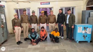 जिला कोटा ग्रामीण पुलिस को मिली #बड़ी_सफलता
थाना इटावा ने मारपीट की घटना में हुई #हत्या का #त्वरित #खुलासा करते हुए
03 अपराधियों को #गिरफ्तार करने में सफलता हासिल की
@PoliceRajasthan