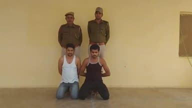 #Balotra: पुलिस वृत सिवाना के टाॅप-10 मुलजिम पेपसिंह व महिपालसिंह गिरफ्तार।
नाबालिग के साथ दुष्कर्म करने वगैरा प्रकरण में थे वांछित।
#BalotraPolice #Top10Wanted