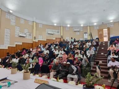 जिला प्रशासन, पटना द्वारा राज्य की द्वितीय राजभाषा उर्दू के विकास एवं प्रचार-प्रसार हेतु हिंदी भवन, पटना में जिला-स्तरीय उर्दू सेमिनार, मुशायरा एवं कार्यशाला का आयोजन किया गया। वक्ताओं ने उर्दू के महत्व पर प्रकाश डाला।
@officecmbihar
#Urdu