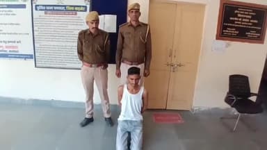 #Balotra: बालोतरा पुलिस द्वारा 5000 रूपए का ईनामी अपराधी केशाराम उर्फ केशा मारवाड़ी गिरफ्तार।
जिला बालोतरा की टाॅप-10 सूची में था शामिल।
अवैध बजरी खनन व राजकार्य में बाधा डालने सहित 03 प्रक