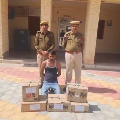 #Balotra: थाना गिड़ा द्वारा अवैध शराब परिवहन के विरूद्ध कार्यवाही।
अवैध शराब सहित परिवहन में प्रयुक्त टेम्पो महेन्द्रा मैजिक जब्त।