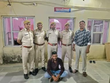जिला कोटा ग्रामीण पुलिस की #अवैध_जुआ_सट्टा के खिलाफ #कार्यवाही
थाना इटावा ने 01 अपराधी को #गिरफ्तार कर, उनके पास से जुआ रकम 61950 रुपये #जप्त करने में सफलता हासिल की
@PoliceRajasthan