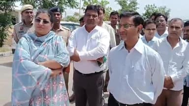 एसीएस विनीत गर्ग व डीसी मनदीप कौर ने फतेहाबाद की अनाज मंडी व खरीद केंद्रों का दौरा कर फसल खरीद प्रबंधों का लिया जायजा