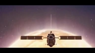 సికింద్రాబాద్లో జాబ్ మేళా నిర్వహిస్తున్నారు. దేశంలోని యువతకు ప్రభుత్వ ఉద్యోగాలు కల్పించాలనే సంకల్పంతో ప్రధానమంత్రి నరేంద్ర మోదీ ఏప్రిల్ 26, 2025న ప్రభుత్వ ఉద్యోగాల్లో ఎంపికైన 51000 మందికి పైగా అభ్యర్థులకు నియామక పత్రాలను పంపిణీ చేయనున్నారు