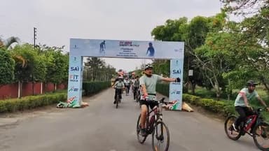 হকচাং ফবা, হকশেল, অপুনবা অমসুং #FightObesity পুক্নিং থৌগৎনবা #FitIndia গী মখাদা সাই এন.ই.আর.সি ইম্ফালনা শীন্দুনা ঙসি নোংমাইজিং নুমিত্ত পাউমীশিং অমসুং মেদিয়াগী সাইকল খোঙচৎ পাংথোকখ্রে।