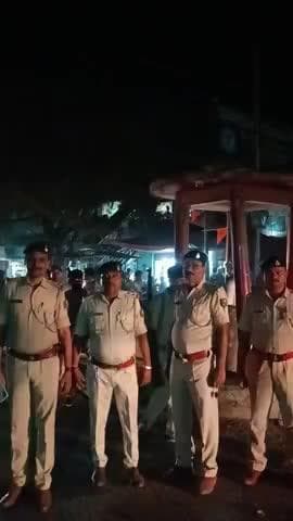 #रामनवमी_पर्व_2025 को शांतिपूर्ण माहौल में सम्पन्न कराने हेतु सक्रिय कटिहार पुलिस...
आज दिनांक 05.04.25 को #सालमारी थाना क्षेत्र अंतर्गत विधि-व्यवस्था संधारण हेतु कटिहार_पुलिस द्वारा फ्लैग मार्च निकाला गया ।