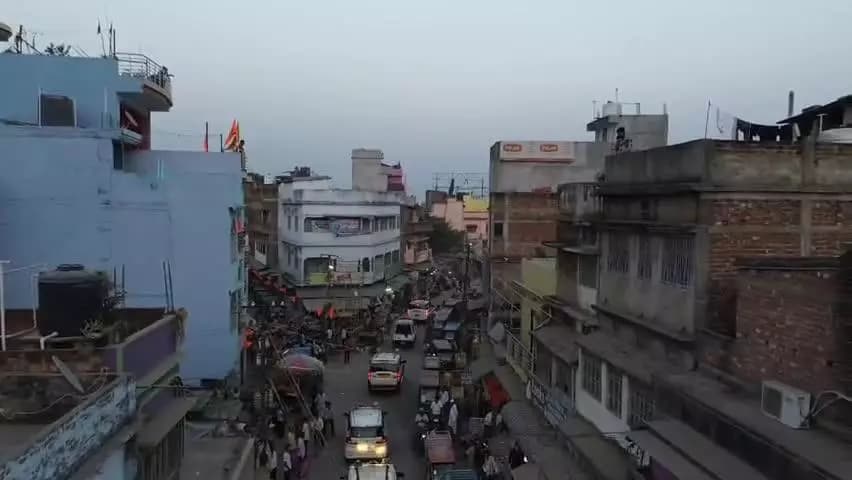 #रामनवमी_पर्व_2025 को शांतिपूर्ण माहौल में सम्पन्न कराने हेतु सक्रिय कटिहार पुलिस...
आज दिनांक 05.04.25 को #कटिहार जिला के शहरी थाना क्षेत्र अंतर्गत विधि-व्यवस्था संधारण हेतु ड्रोन कैमरा एवं धार्मिक स्थलों का निरीक्षण किया गया तथा संबंधित
