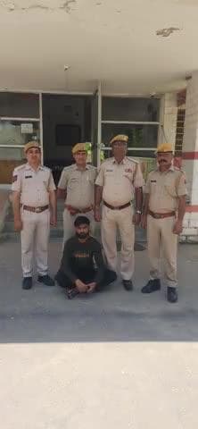 #PaliPolice
रेंज स्तरीय ऑपेरशन भौकाल-02 के तहत थाना बाली की अवैध मादक प्रदार्थो की रोकथाम के लिये कार्रवाई, कुल 3.825 किलोग्राम अवैध गांजा बरामद व एक आरोपी गिरफ्तार ।