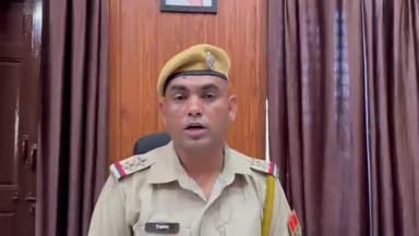 #पुलिस_थाना_धम्बोला द्वारा #कस्बा_सीमलवाडा में व्यापारी को #निशा_ब्रांड की #नकली_मेहंदी बचने के मामले का खुलासा,
मामले में आरोपी #ट्रेडर एवं #फैक्ट्री_मालिक को किया गिरफ्तार।