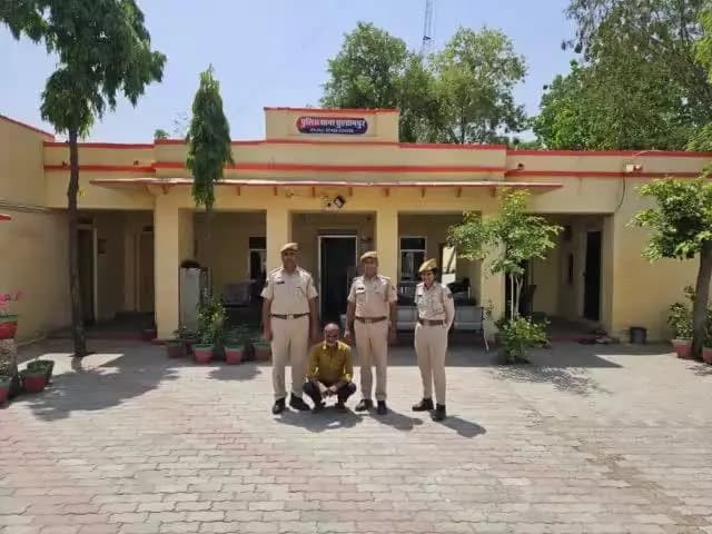 कोटा ग्रामीण पुलिस की #अवैध_मादक_पदार्थ के खिलाफ #बड़ी कार्यवाही
थाना सुल्तानपुर ने 297 ग्राम #अवैध_गांजा जप्त कर,
01 आरोपी को गिरफ्तार करने में सफलता हासिल की
@PoliceRajasthan