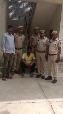 #साइबर फ्रॉड व सेक्सर्टोशन में 5 हजार रूपये का #ईनामी आरोपी #गिरफ्तार।
