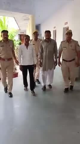 7.140 किलोग्राम अवैध मादक पदार्थ गांजा, एक मोटरसाइकिल व 1000 रुपये #जब्त, 02 आरोपी #गिरफ्तार