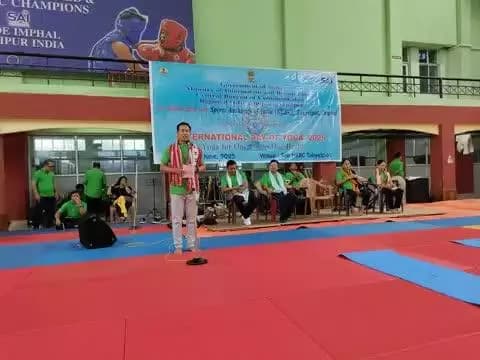 Dr. Engam Pame, Regional Director CBC & PIB, RO, Imphal delivers an inspiring keynote at the #InternationalDayofYoga2025 event organized by CBC Imphal in collaboration with SAI-NERC, Takyel, Imphal.