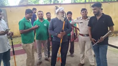 सर्प मित्र टीम ने किया रेस्क्यू लेकिन सांप पकड़ से बाहर