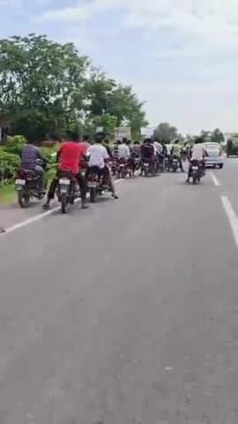 sumant Kumar ko gram Panchayat ke logo saiyog