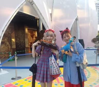 From young smiles to far-off miles, #VandeBharat carries India’s pride.🚆📷#IndiaAtExpo2025 #BharatAtExpo2025 #ConnectingHimalayasWithMountFuji #HelloEXPO2025 #CulturalConnections
@railminindia