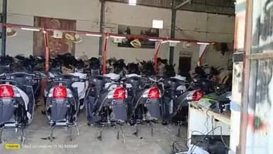 electronic vehicle फैक्ट्री में कैसे बनती है