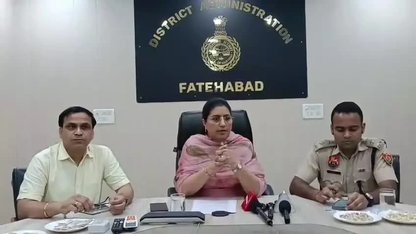 सीईटी परीक्षा को लेकर प्रशासन की पुख्ता तैयारियां :डीसी
-जिला में 38 परीक्षा केंद्रों पर 40000 परीक्षार्थी देंगे परीक्षा